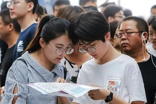 内维尔评若塔造点：他倒地延迟也太高了，裁判帮了利物浦一个忙